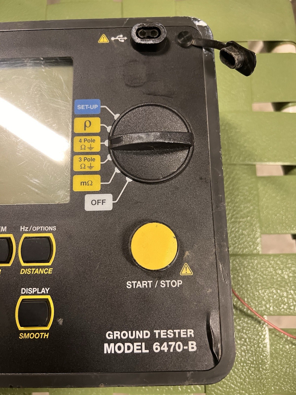 AEMC GROUND RESISTANCE TESTER 6470-B DOES NOT POWER ON