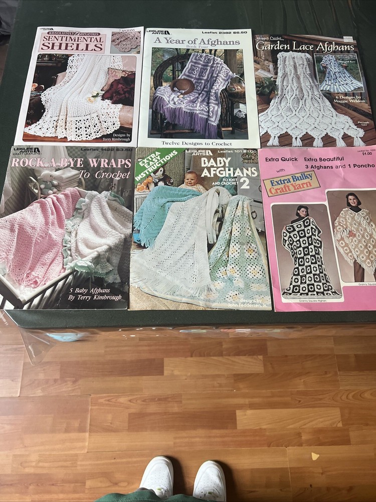 Leisure Arts Absolutely Gorgeous Sentimental Shells Plus 5 Other Afghan Patterns