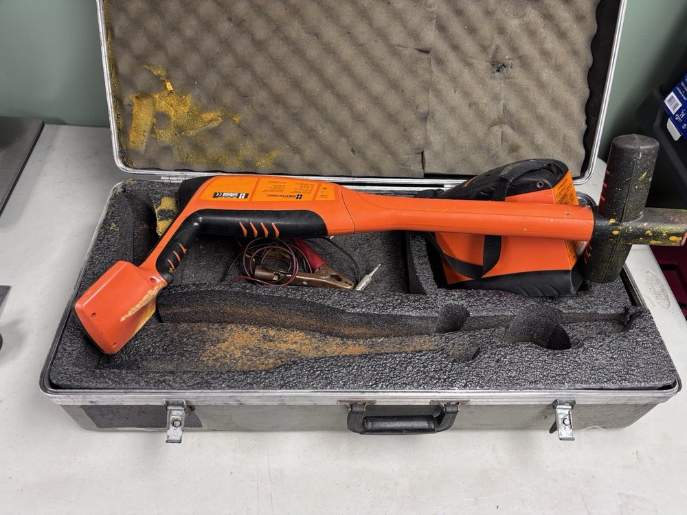 Metrotech 810DX Cable Locator Receiver & transmitter UNTESTED
