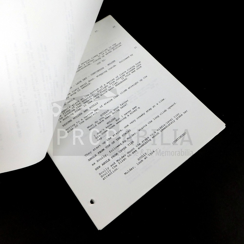 THE X-FILES Paper Clip Script S03E02 Full Script Prop (9502-8274)