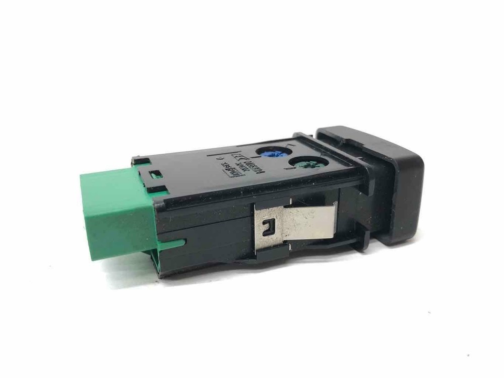 2000 Passport 8972043920 Window Defroster Switch Button Used OEM
