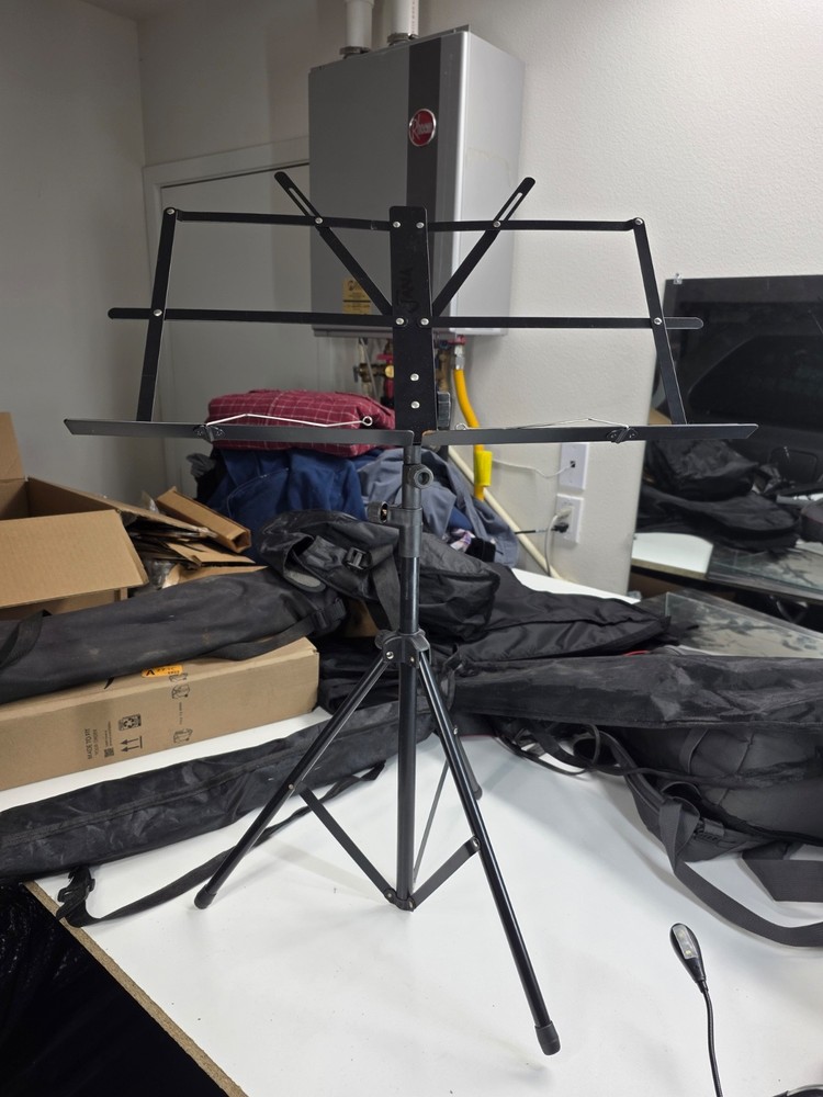 Music stand, new