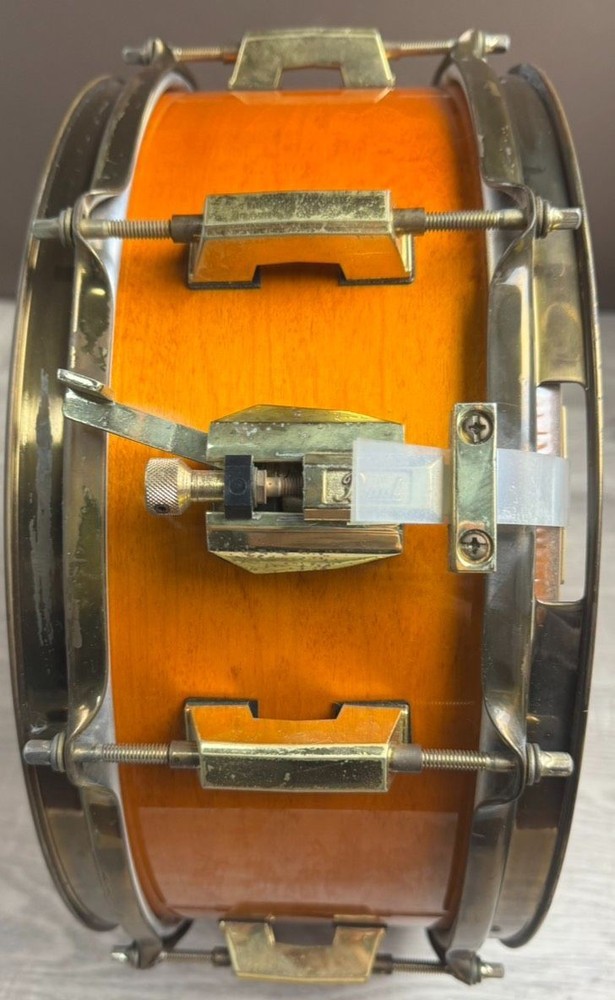 Pearl Custom Classic One Piece Maple Shell Snare Drum