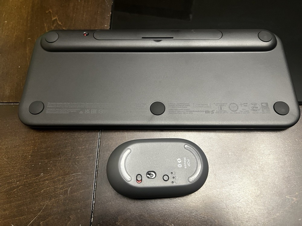 Logitech POP ICON Combo, Bluetooth Keyboard and Mouse Combo -Graphite