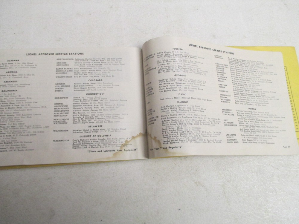 "Lionel Trains instructions for assembling & operating" Booklet from 1952.