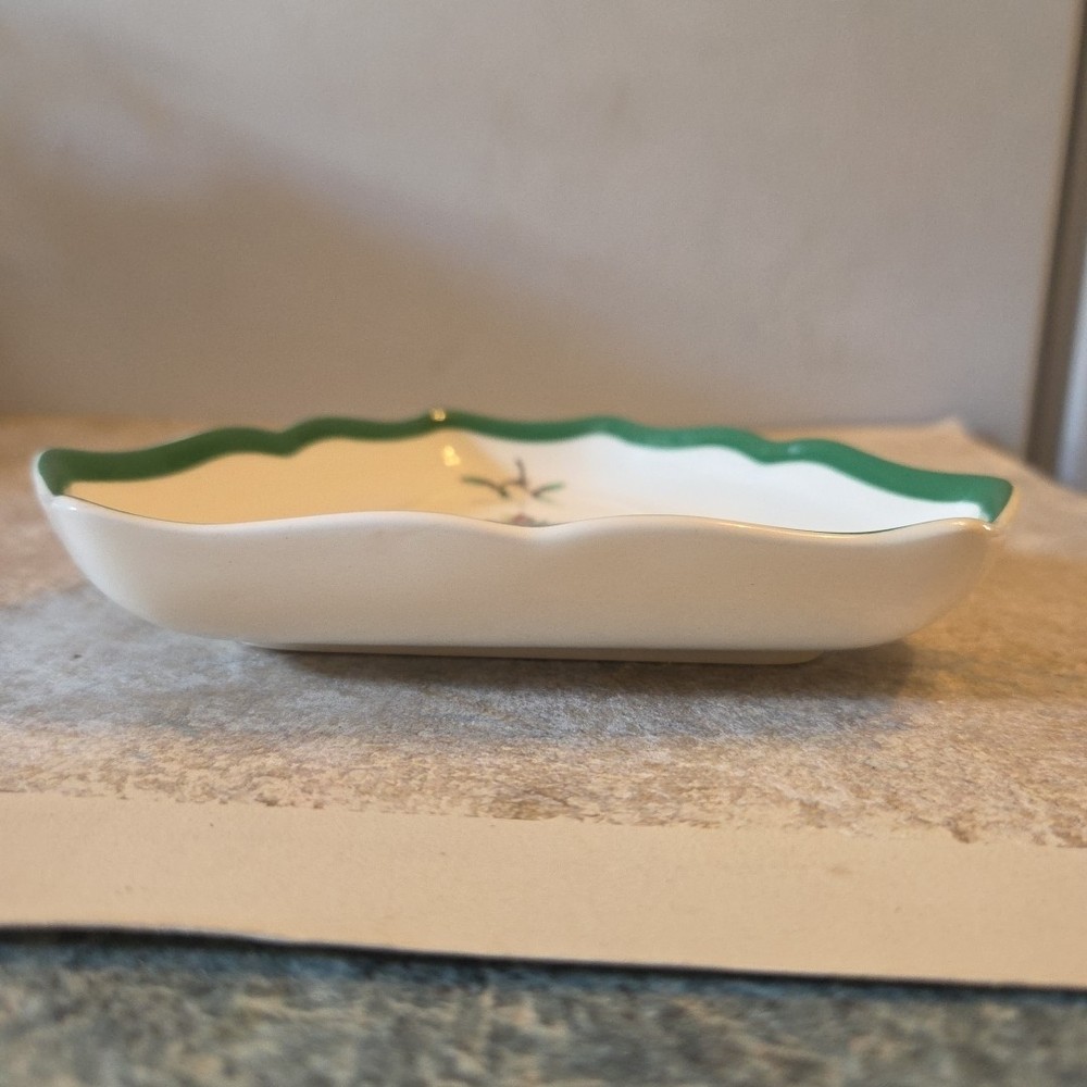 Spode Small Triangular Dish Christmas Tree Made In England S3324-L