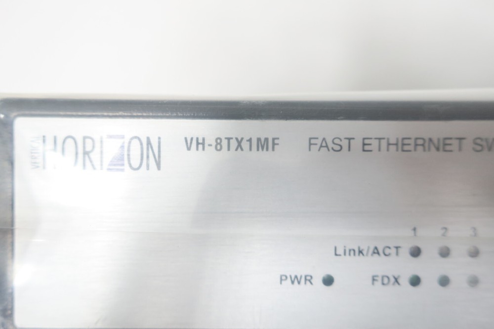 Enterasys VH-8TX1MF Fast Ethernet Switch