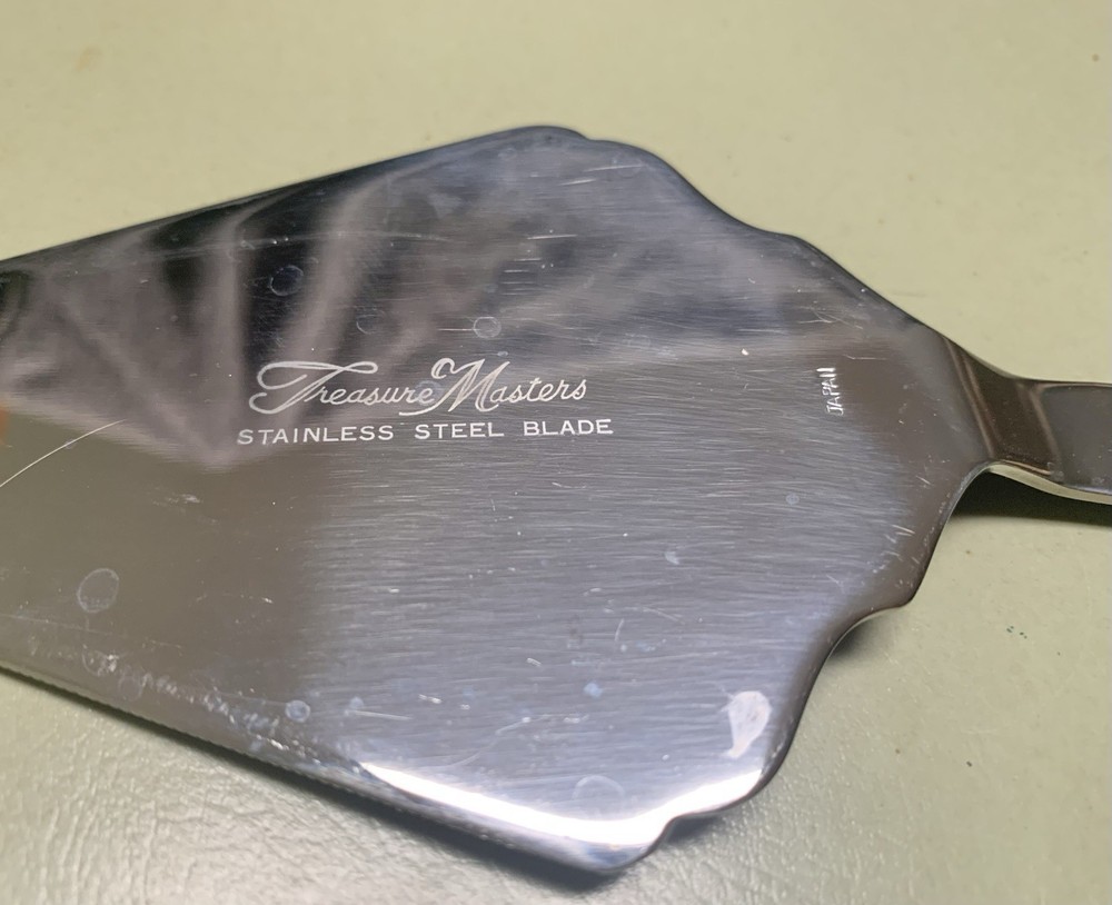 Etched Ornate Wedding Or Celebration Cake Server