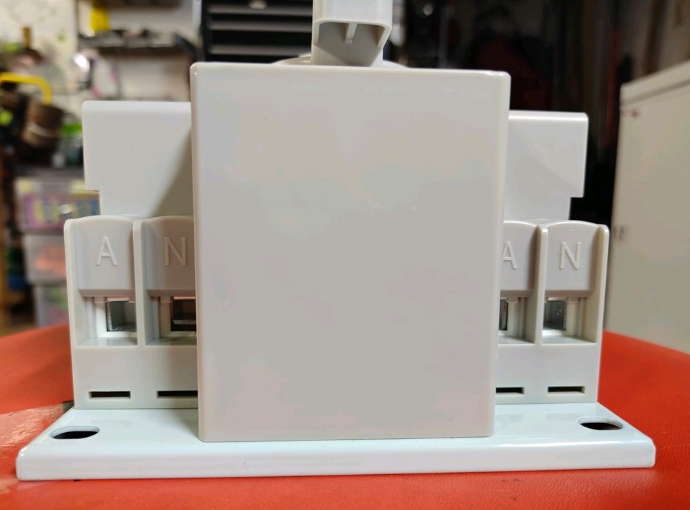 Dual Power Automatic Transfer Switches 110V 2P 63A Change-Over Switch