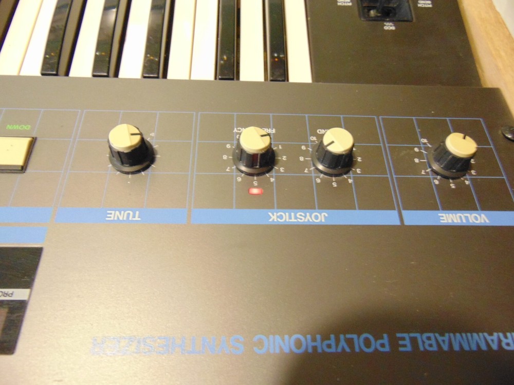 Working KORG POLY-61 Vintage 1980's Synthesizer Keyboard