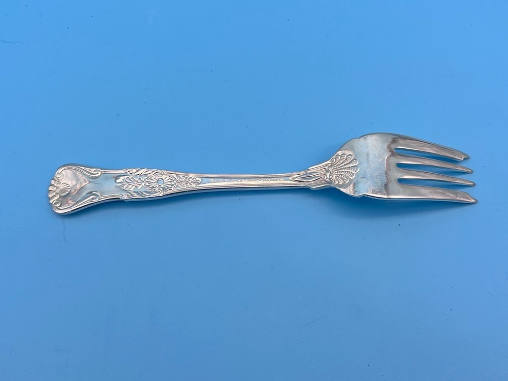 Vintage 7-1/2" Wallace Silverplate China Table Fork Shell Design Scrolls