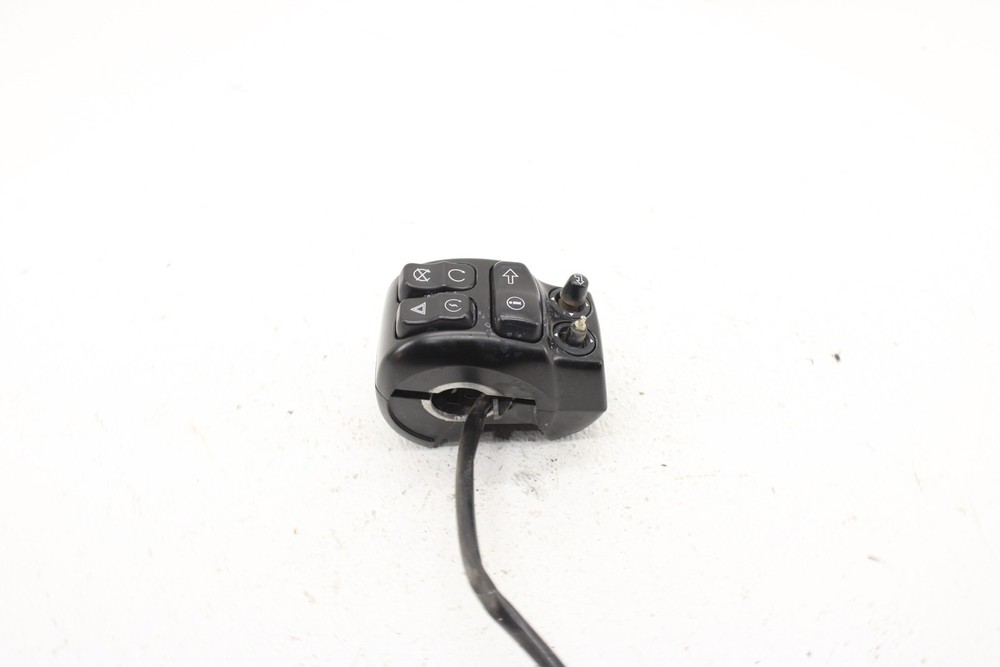 2014-2015 Harley Davidson Electra Ultra Limited Right Control Switch Pack