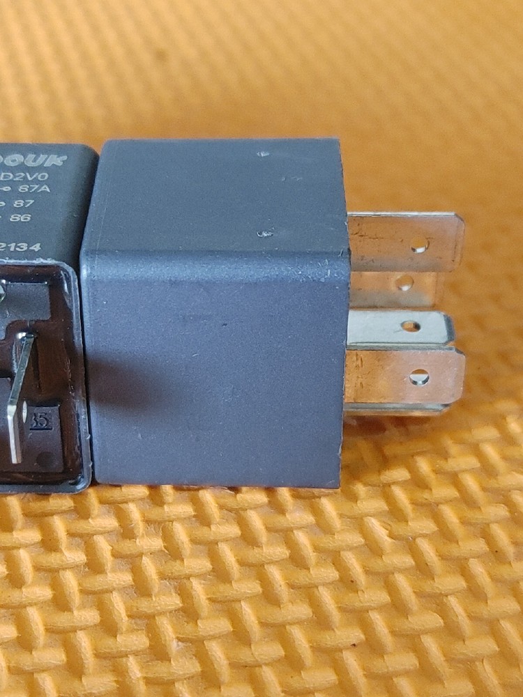 Doosan 24 Volt 40/30 Amp Relay 4-Pack