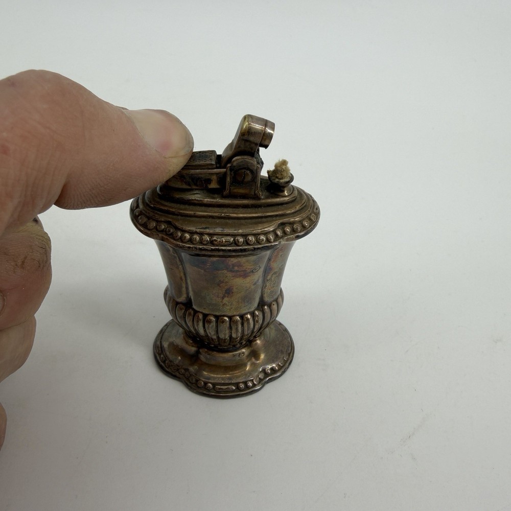 VTG Ronson “Mayfair” Tabletop Cigarette Lighter