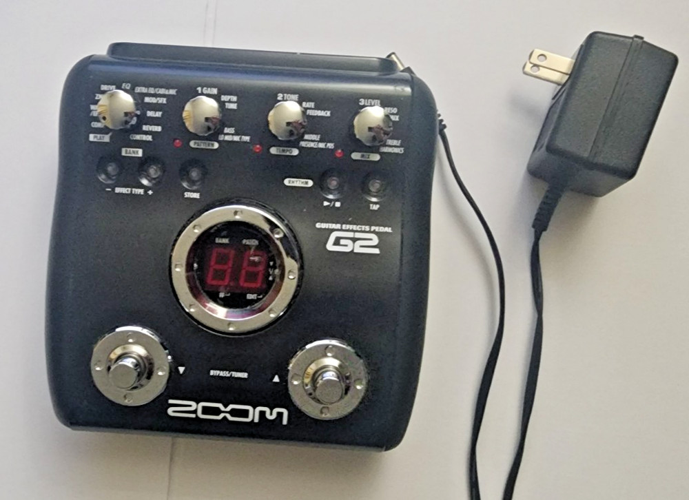 Zoom G2 Multi-Effects Guitar Pedal