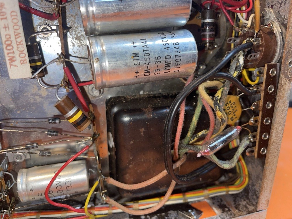 Heathkit DX 60B ESTATE FIND Works 40 Cw 10 Watts Out Only Moisture Damage On Fra