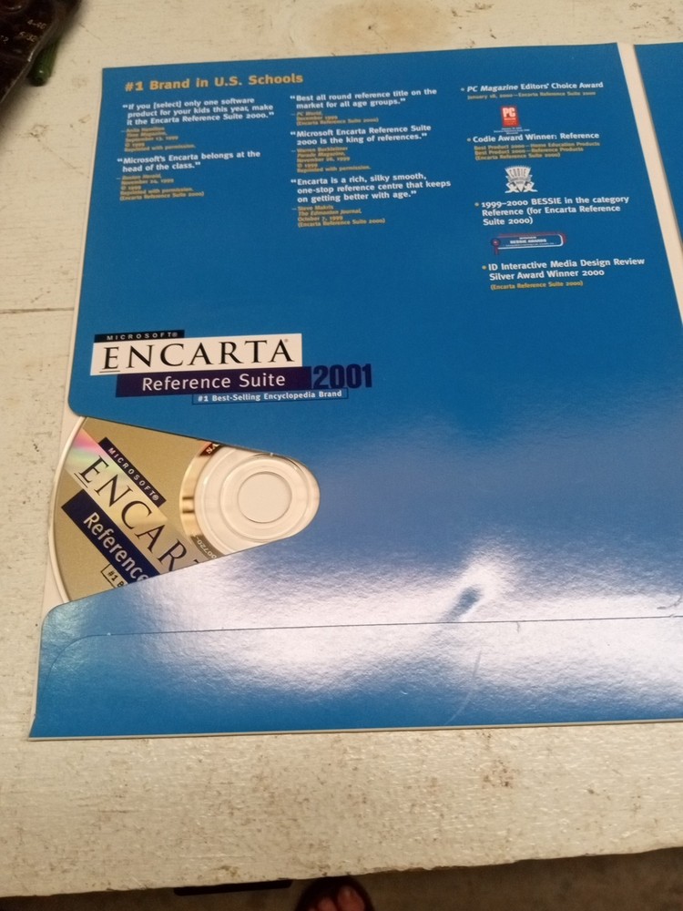 MICROSOFT - ENCARTA - Reference Suite 2001 - 7 CD Set