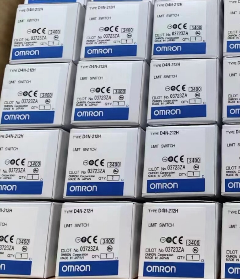 1pcs OMRON D4N-212H limit switch