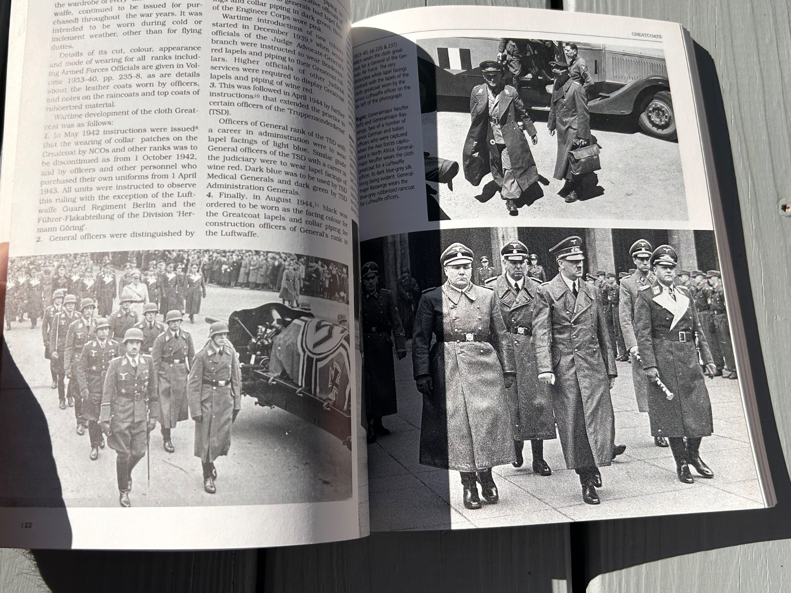 Uniforms And Insignia of the Luftwaffe Volume 2 1940-1945 Brian Davis 320 Pages