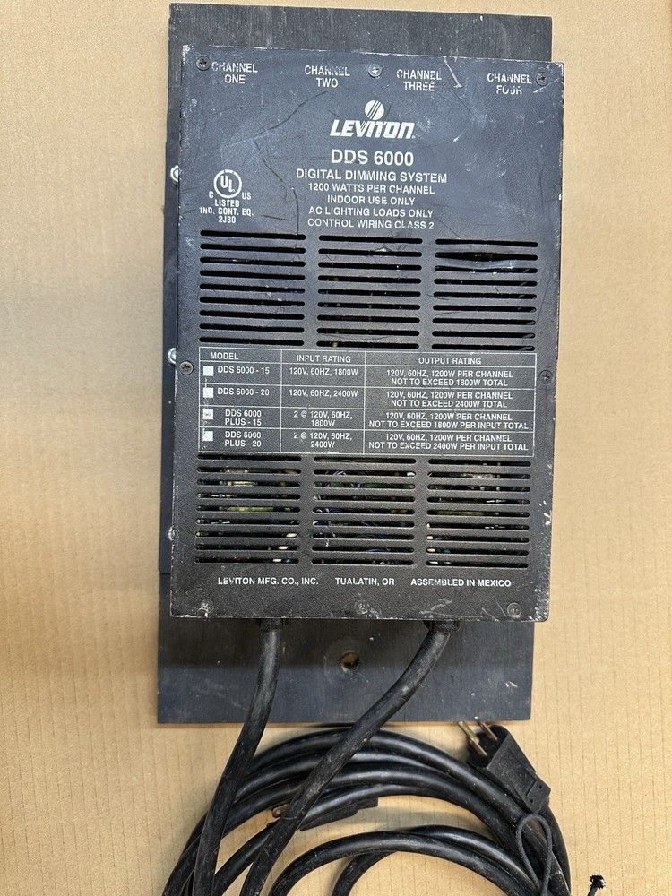 Leviton NSI DDS-6000+ Portable Dimmer Pack