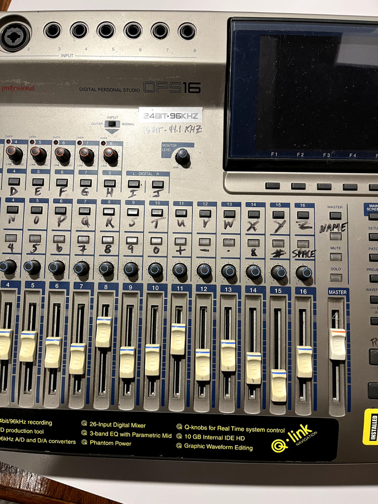AKAI DPS16 Digital Multitrack 24bit/96kHz HDR Workstation Recorder 10gb