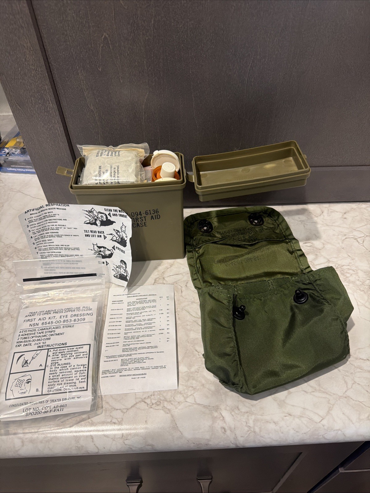 U.S. Military First Aid Kit Individual Pouch W/ insert case 6545-01-094-6142 NEW