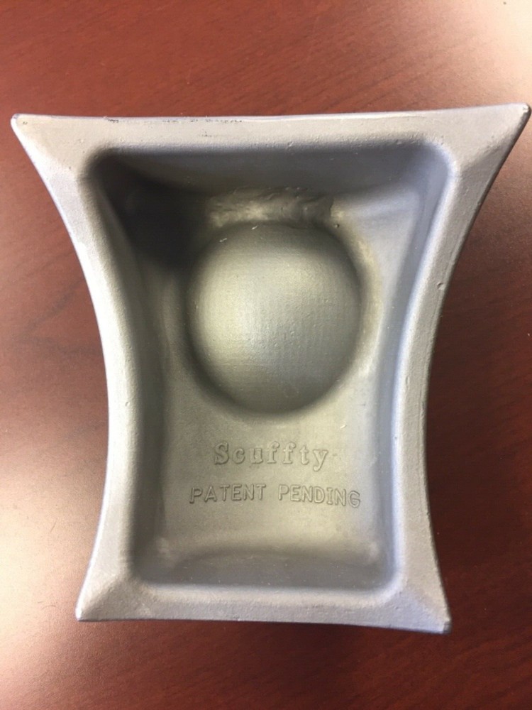 The Scuffty engineered rebounding putting trainer - Makes good putting automatic