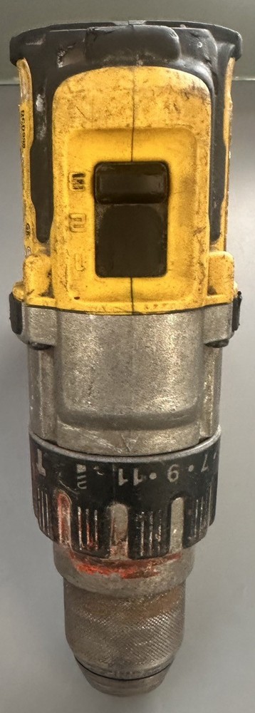 DEWALT DCD998 (PD3046760)