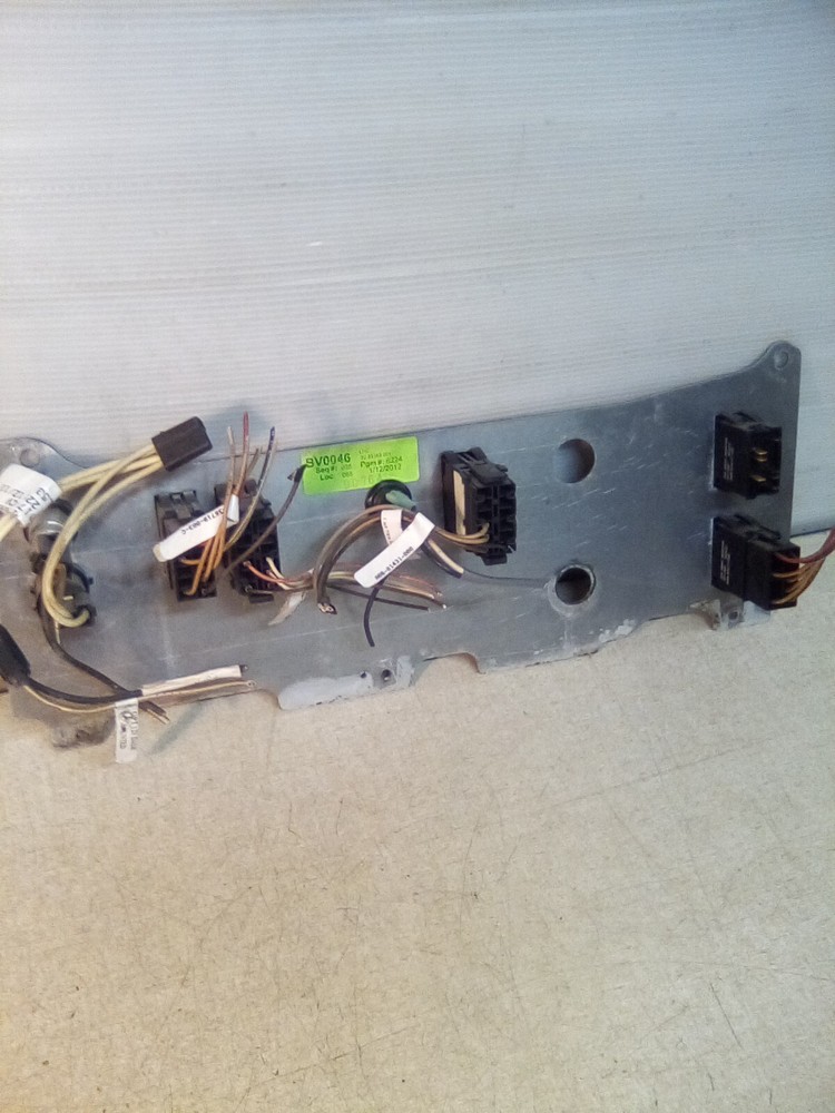 2013 Freightliner M2 Dash Switch Panel 22-53168-001