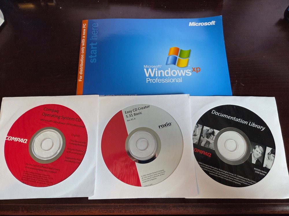 New Compaq Operating System CD Microsoft Windows XP Professional and Documents