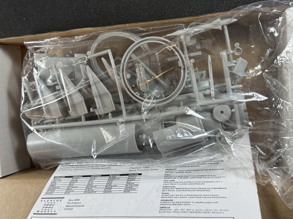 GLENCOE MODELS 1/48-scale JUPITER C Rocket Kit! New Opened Box