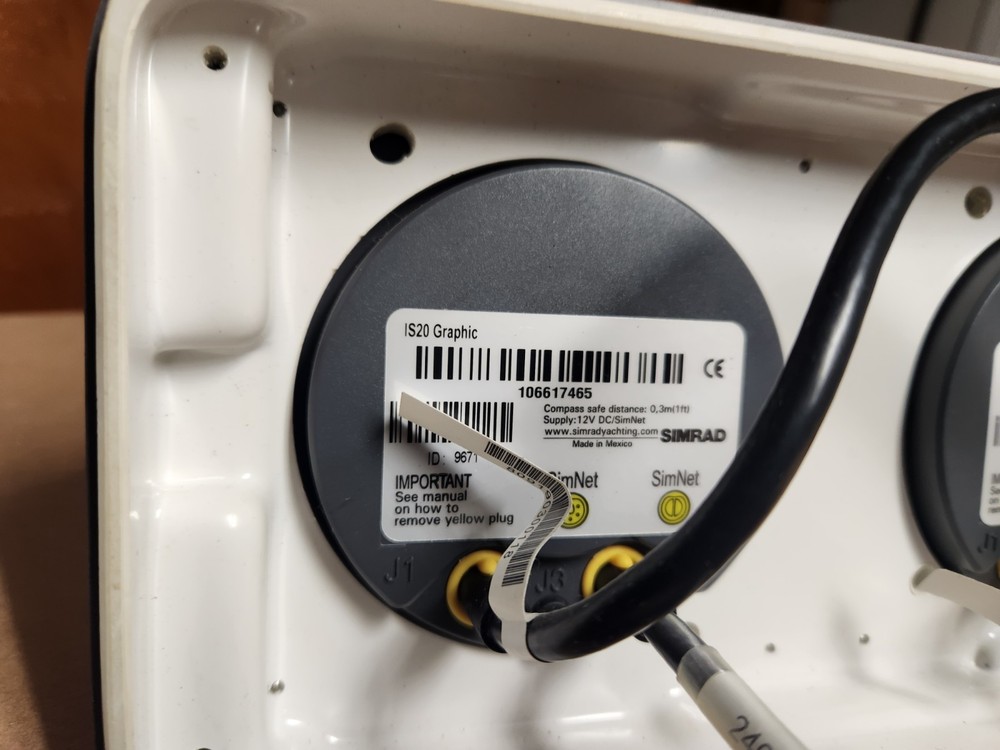 Simrad IS20 Sail Pack Wind/Combi Depth & Speed, with Graphic Display & NavPod