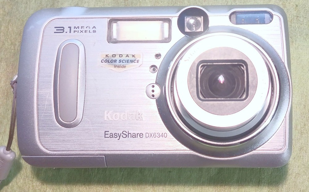 Kodak EasyShare DX6340, 3.1 Megapixels Silver Digital Camera NOT working