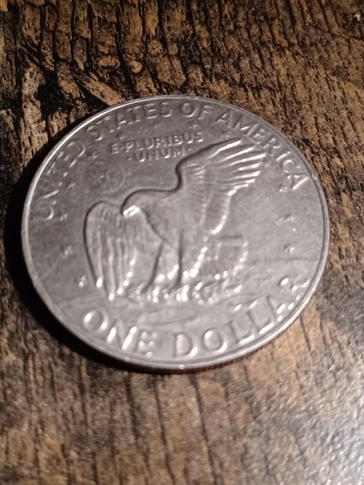 1974 Eisenhower Dollar No Mint Mark