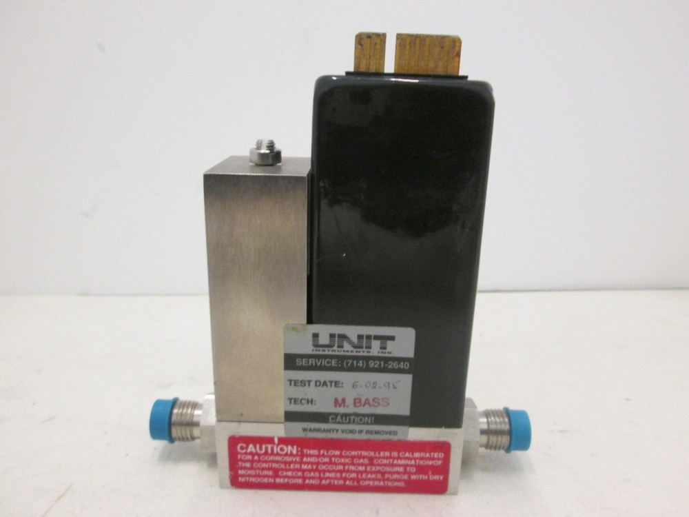 Unit UFC-1100A, Mass Flow Controller MFC, NH3, 100 SCCM, Used