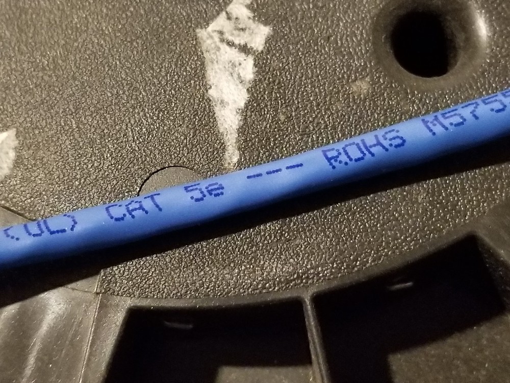 Belden Mohawk M57553 24/4P CAT5e LAN UTP Networking Cable Riser Blue /100ft