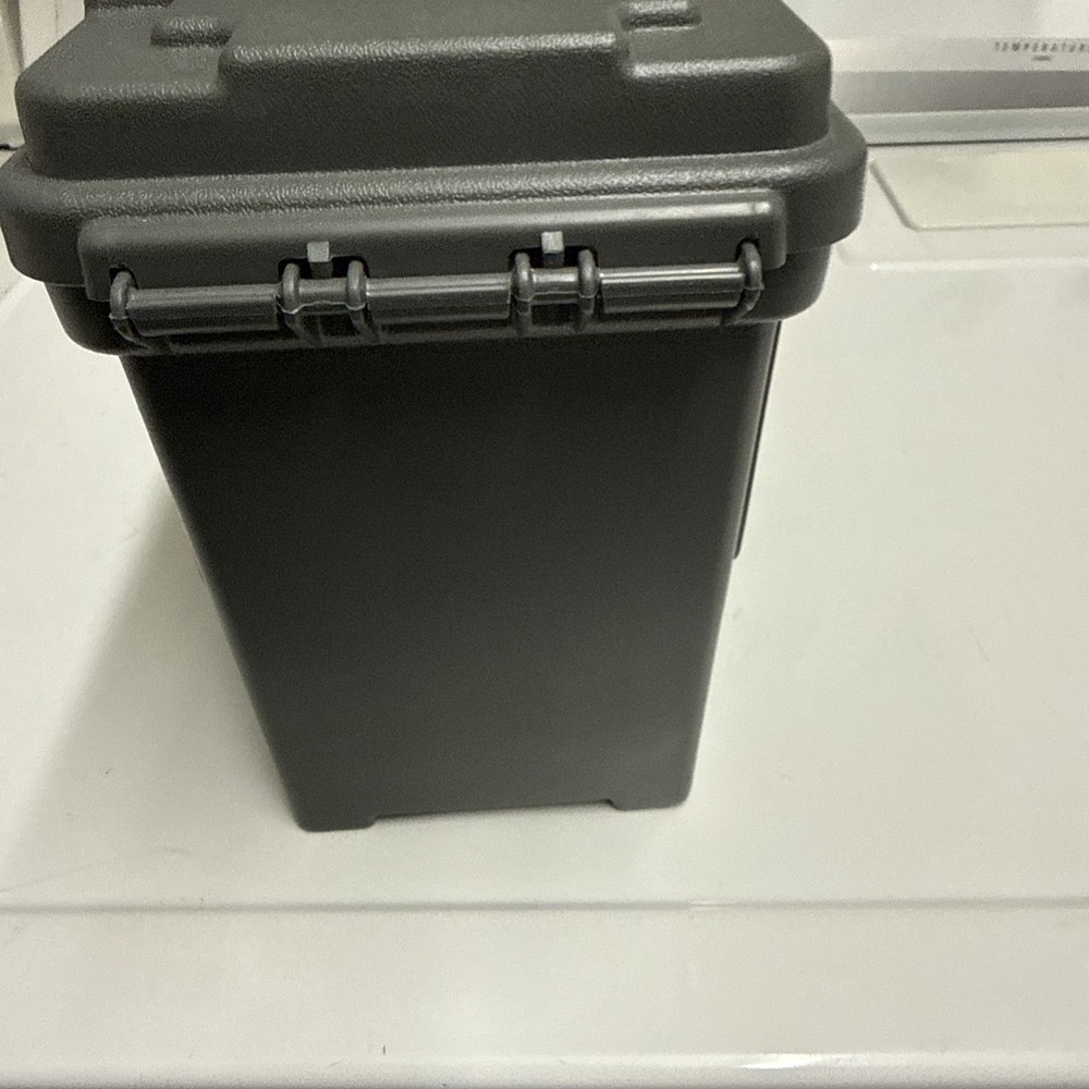Plano Element-Prooof Field/Ammo Box Small, OD Green 131200 lockable