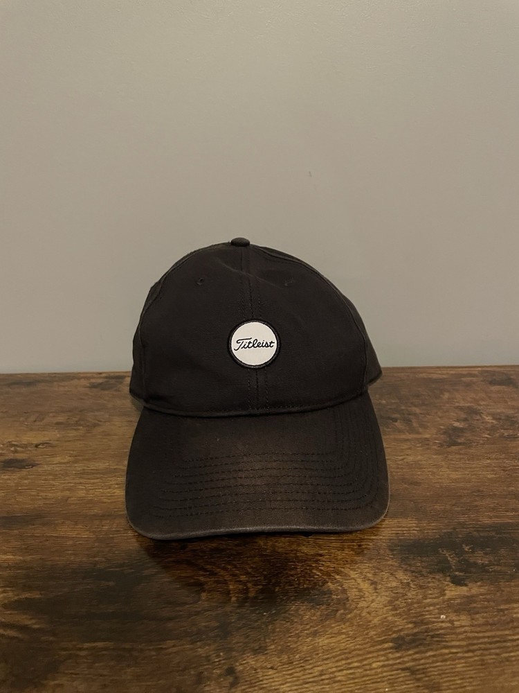 Titleist Hat Adjustable Black Strapback Golf Cap (H2)