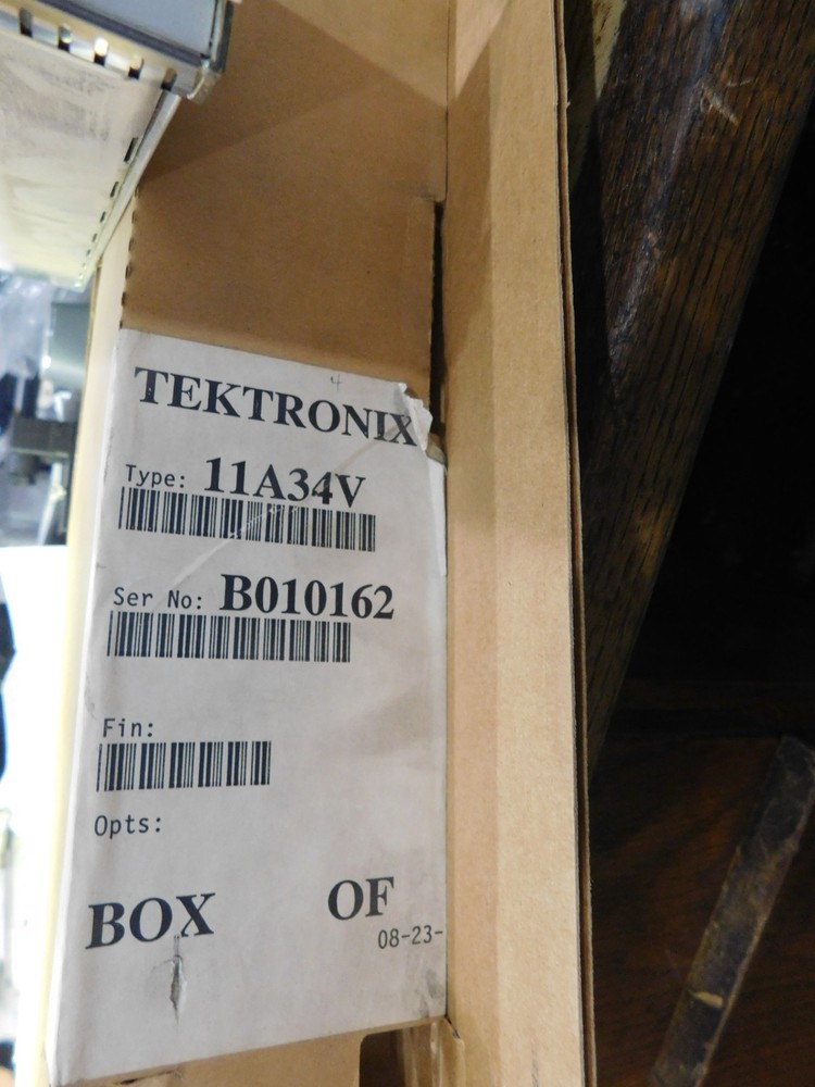 Tektronix Model 111A34V High Bandwidth Video Amp Module.