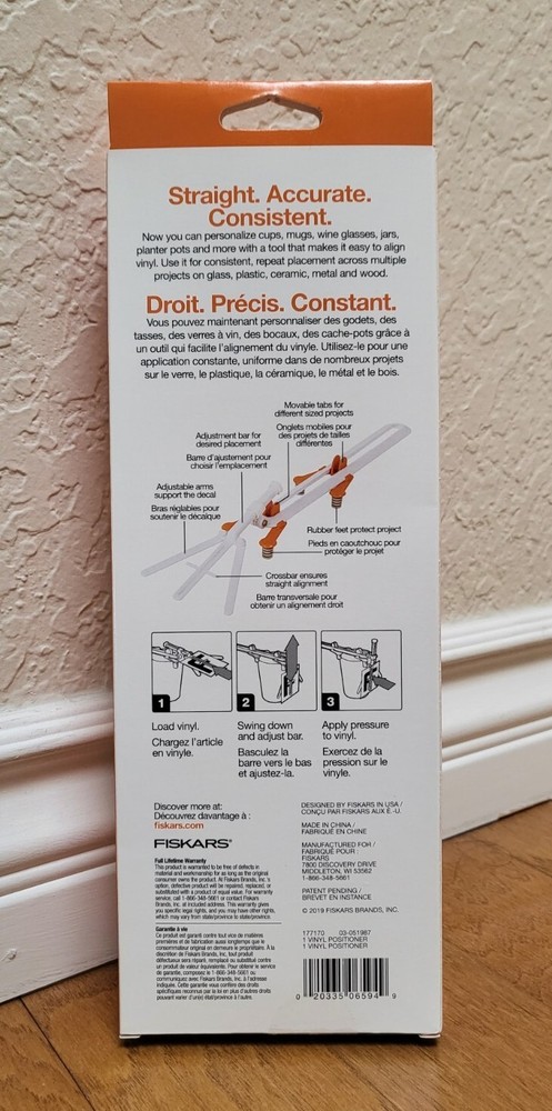 100% BRAND NEW!!! Fiskars Flat Surfaces Vinyl Positioner Alignment Tool