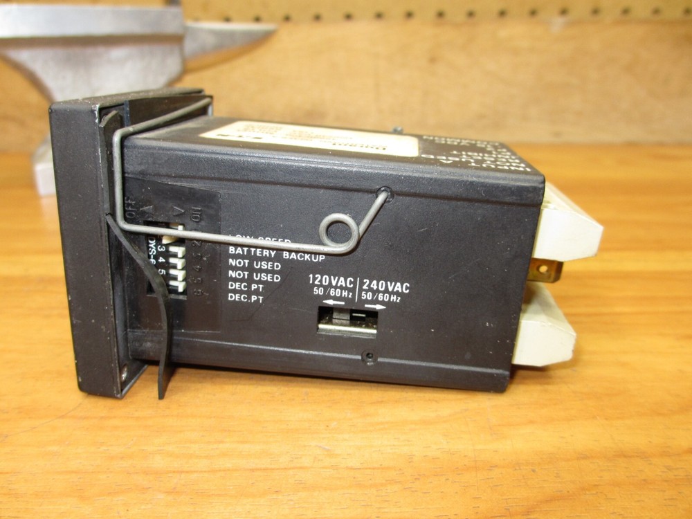 Durant 45660-400 *USED POWERS UP* Timer Counter