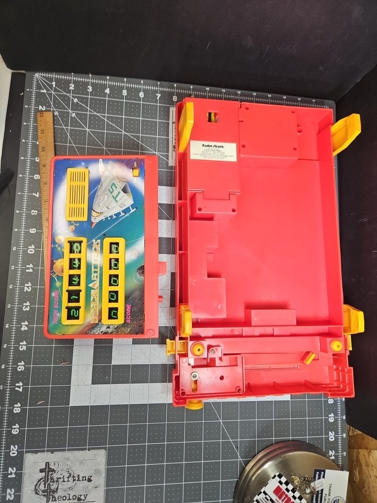 Space Attack 1989 Playtime Products Tabletop Pinball Machine No Score Function