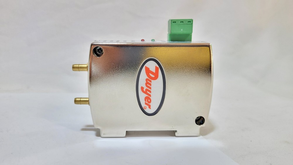 Dwyer 607D-05 DIN Rail Mount Differential Pressure Transmitter