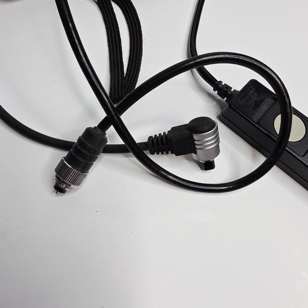 Canon Accessories CP-E4 Compact Battery Pack Remote Controller Transmitter Lc-4