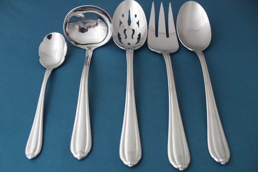 Gorham MELON BUD GLOSSY Serving (5pc Set) Tablespoon Pierced 18/8 LIGHT USE
