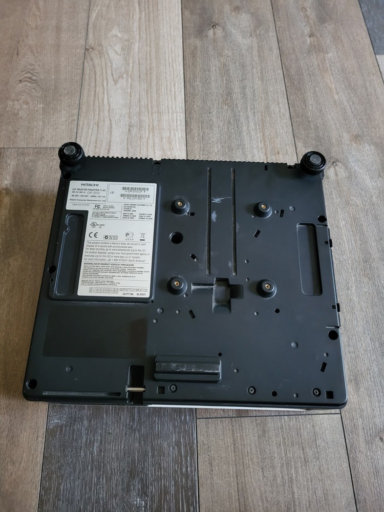 Hitachi CP-D10 projector 3LCD Untested Parts Only Read Description