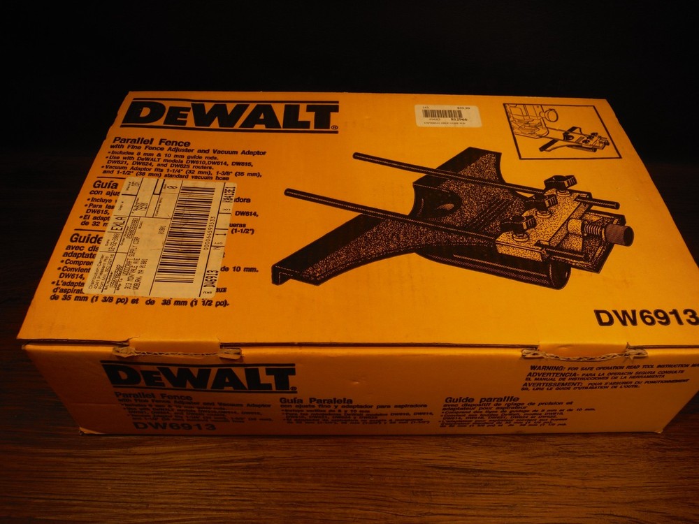 DeWALT Universal Edge Guide w/ Dust Collection DW6913 - Open Box