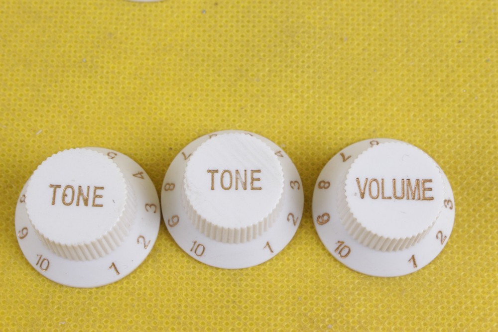 3-Pack Guitar Switch Knob Caps Tone Knobs white