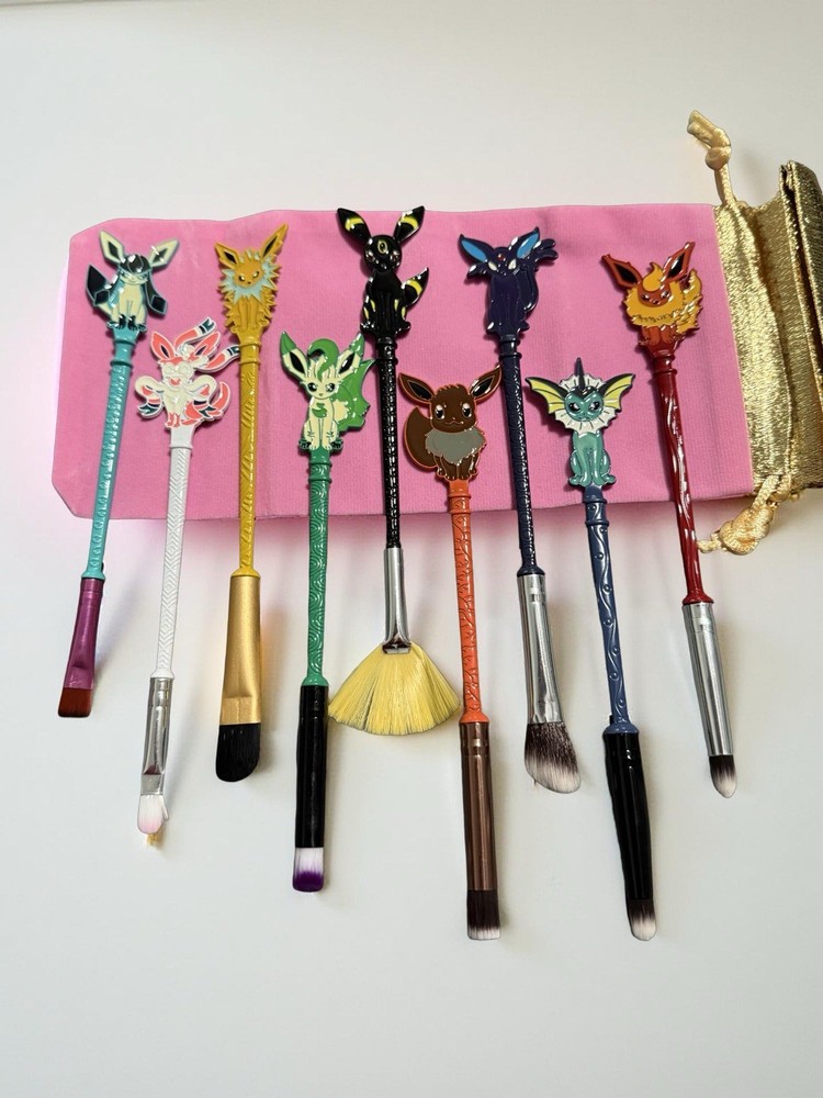 Pokemon Makeup Brush Set Evee Evolutions (Everything Pictured Included)