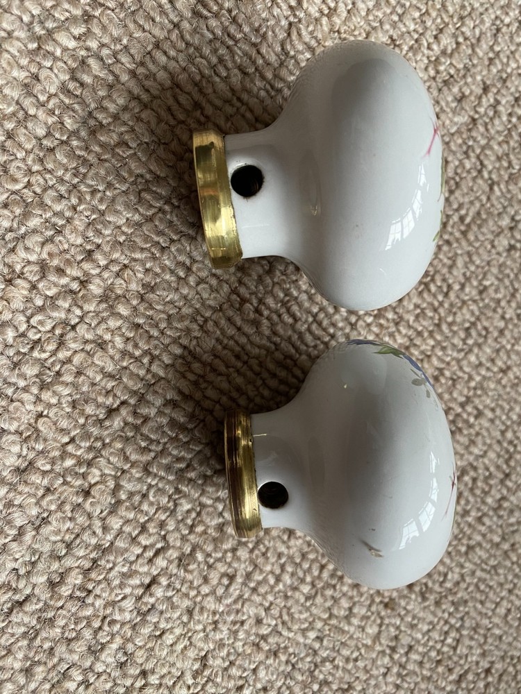 Vintage Porcelain Door Knobs x2